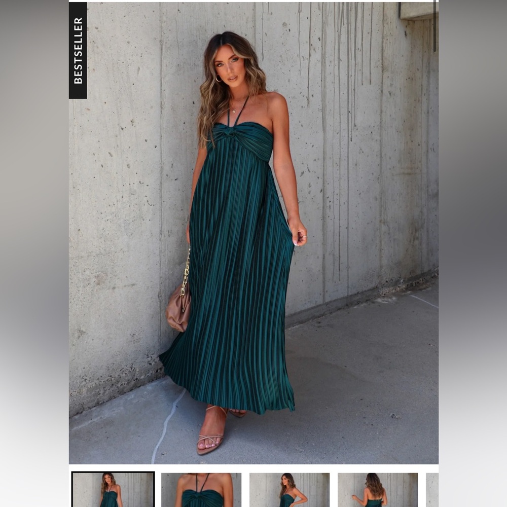 Vici Emerald Pleated Maxi Dress